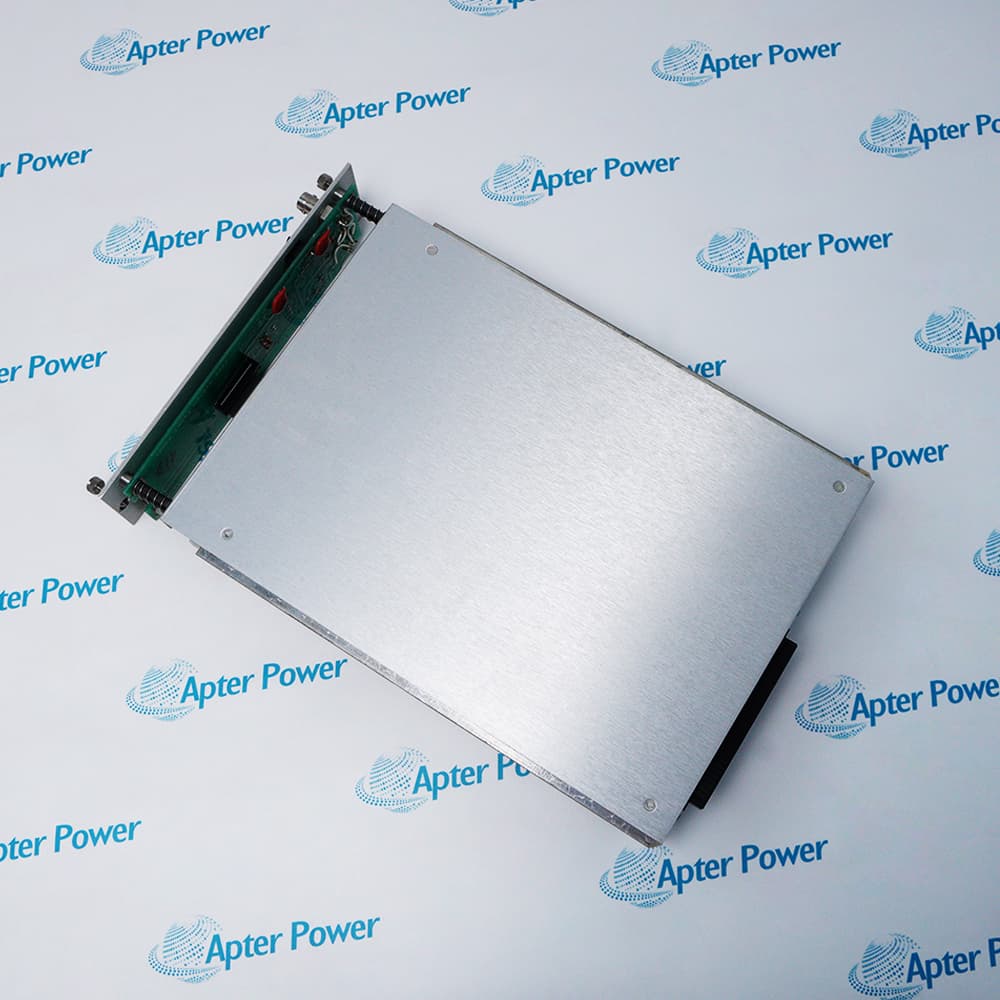 Bently Nevada 3300/01-01-00 3300 system module, showing front panel label and enclosure structure