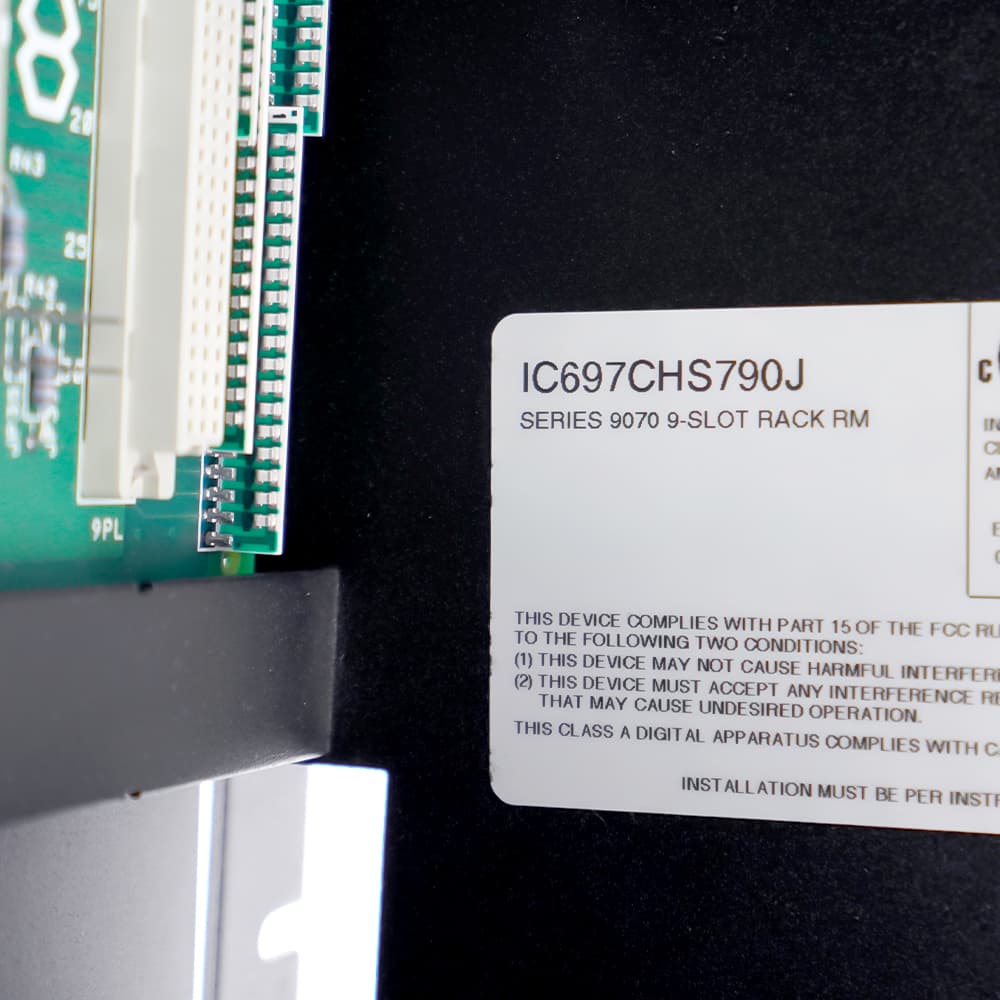 IC697CHS790  